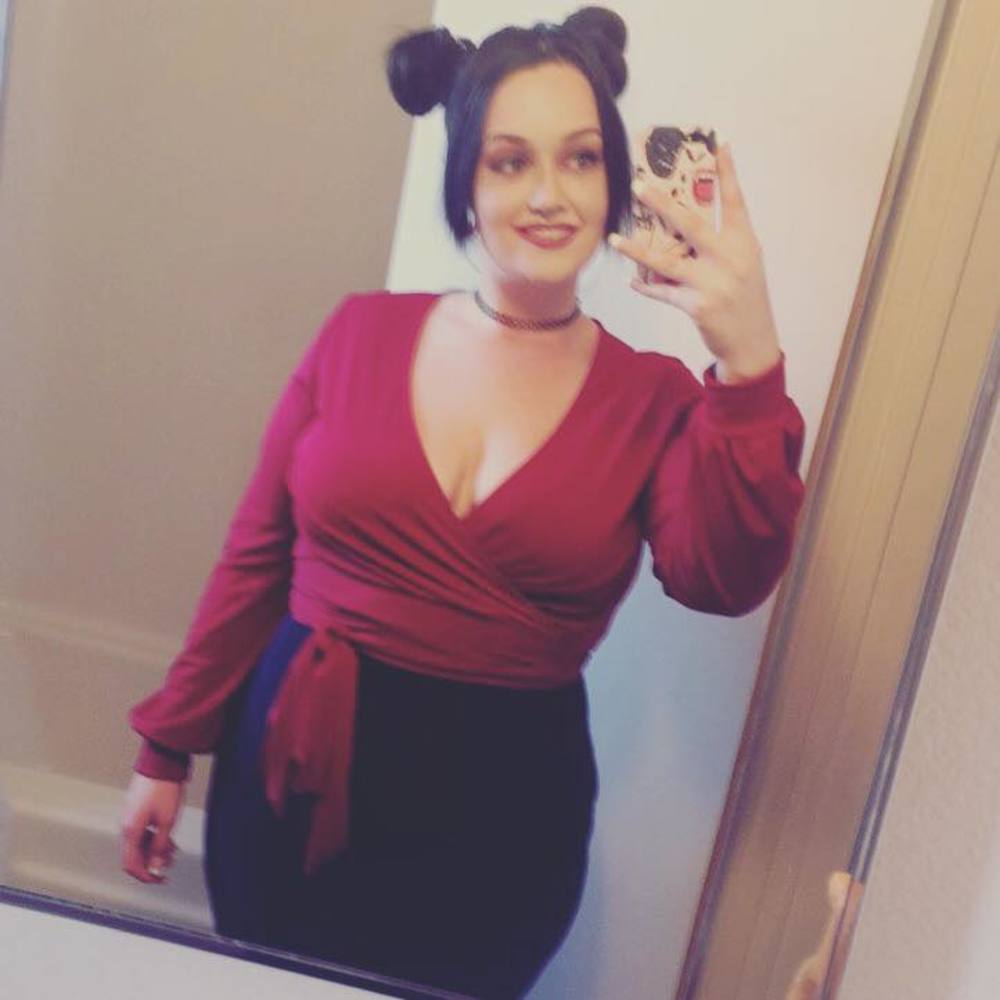 Meet your Posher, Toni